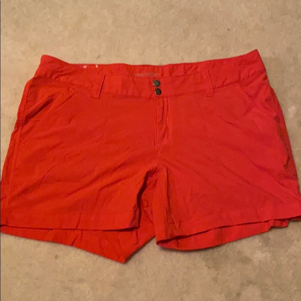 Sporty shorts